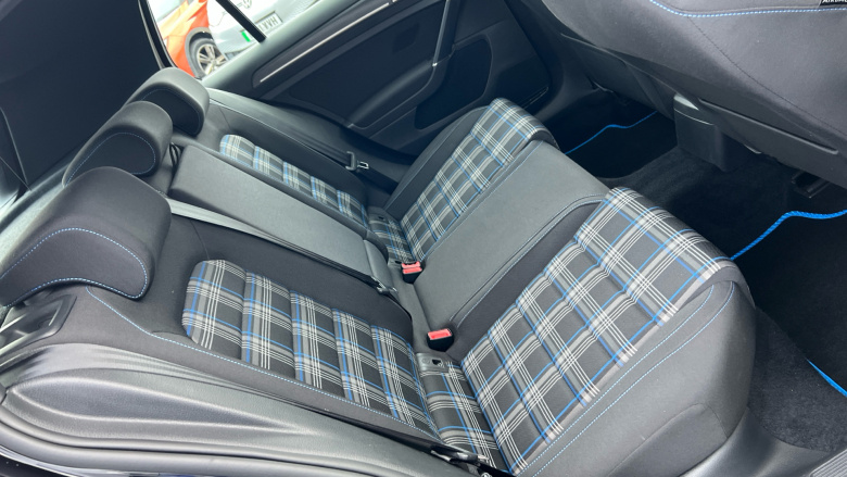 Volkswagen Golf 1.4 TSI GTE 5dr DSG Hatchback